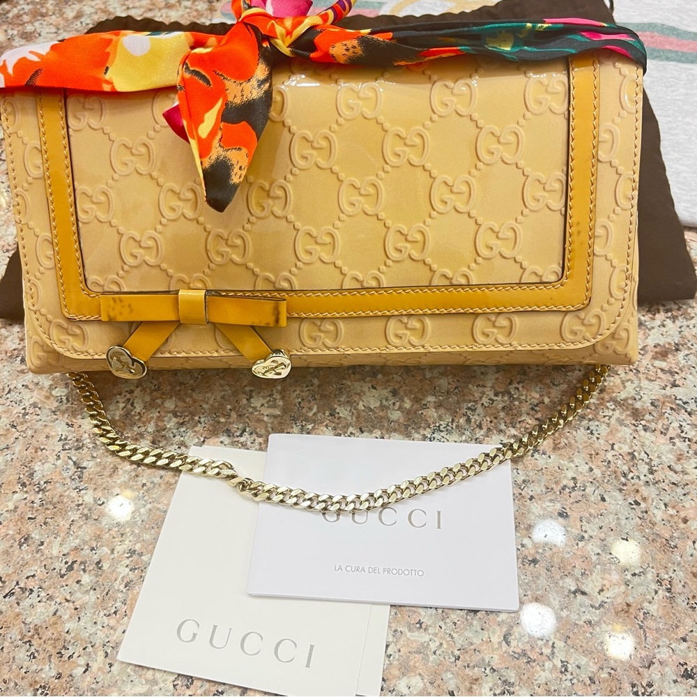 ❤️❤️SOLD SOLD❤️❤️Gucci shlder/crossbody bag
